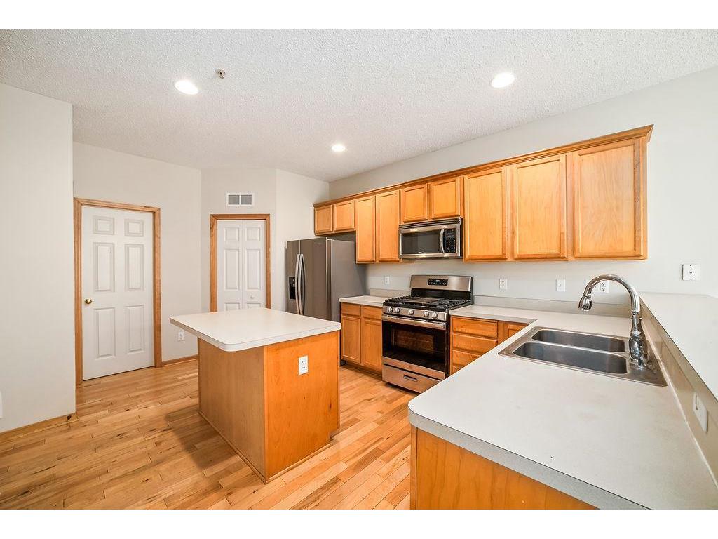 12125 Vermillion Street NE #E Blaine MN 55449 7099913 image8