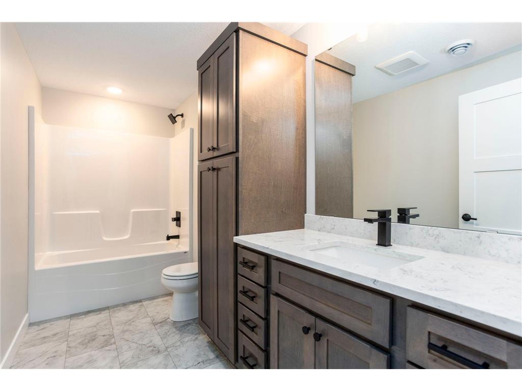 1213 54th Street Saint Joseph Twp WI 54016 6734004 image28