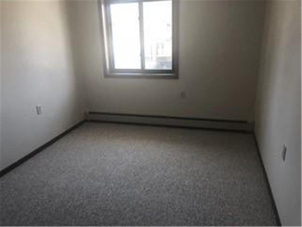 1213 6th Avenue Worthington MN 56187 6741937 image4