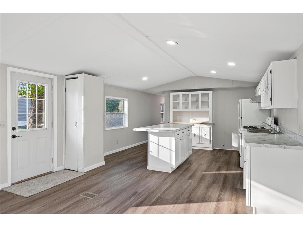 1213 96th Lane NE Blaine MN 55434 6805857 image9