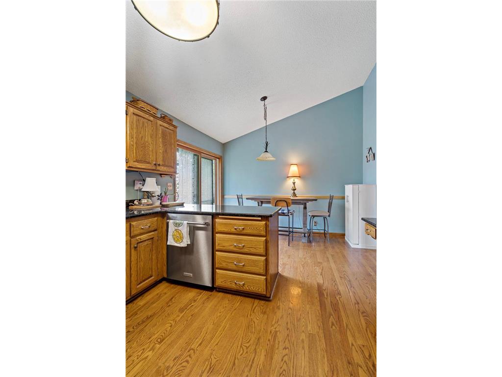 1213 Bluebill Bay Road Burnsville MN 55306 7010205 image21