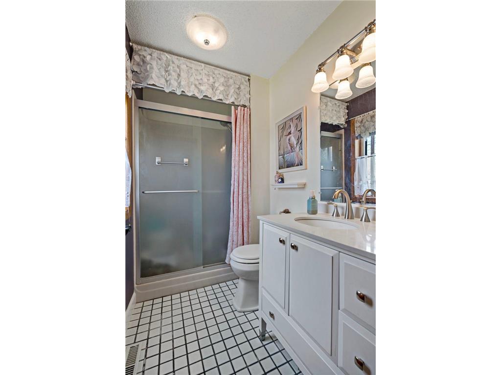 1213 Bluebill Bay Road Burnsville MN 55306 7010205 image32
