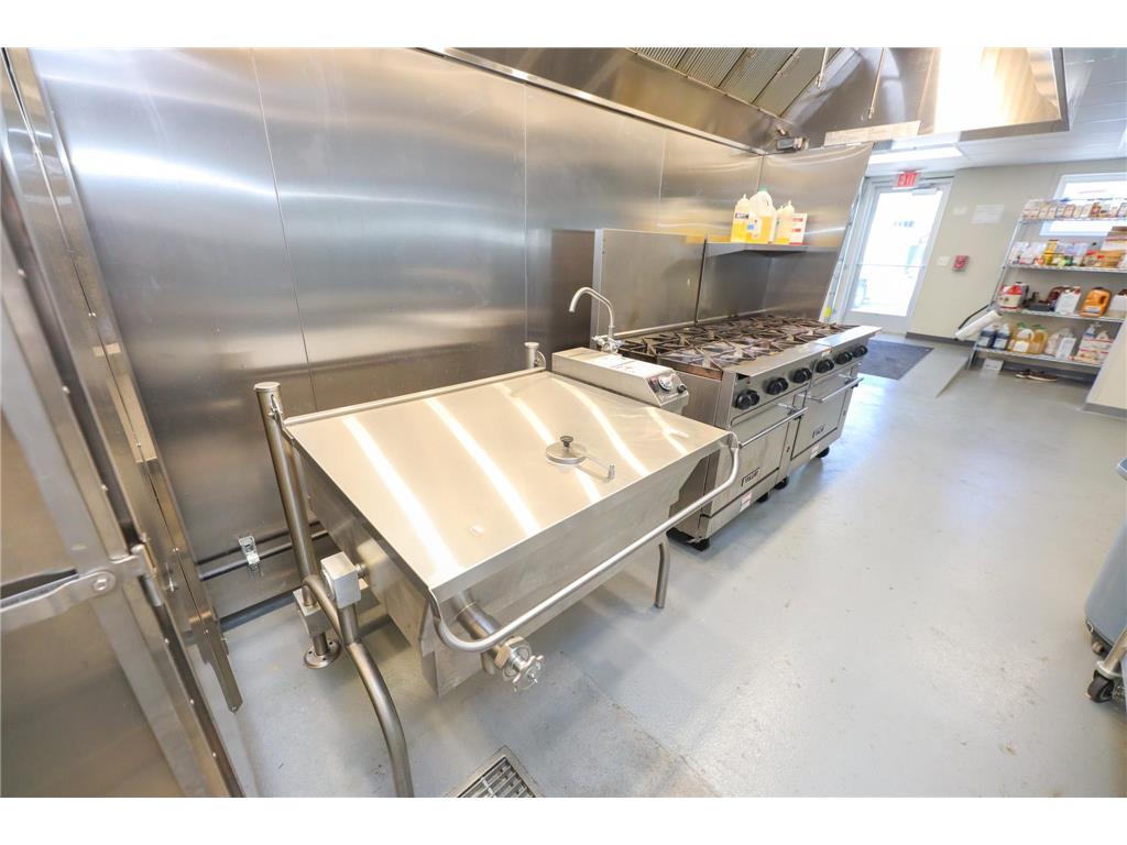 1213 Broadway Street Alexandria MN 56308 7005902 image26