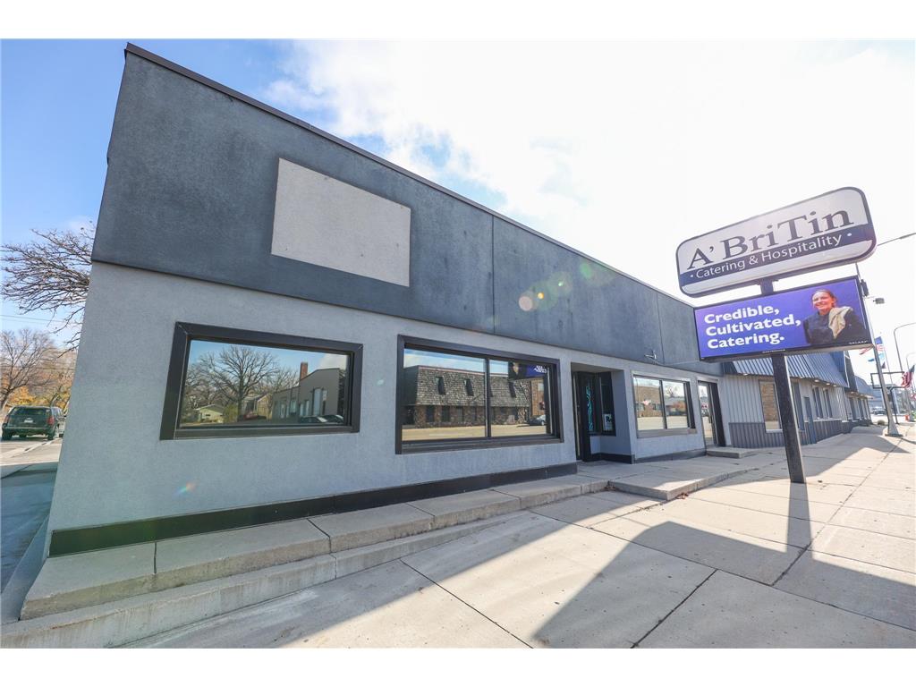 1213 Broadway Street Alexandria MN 56308 7005902 image3