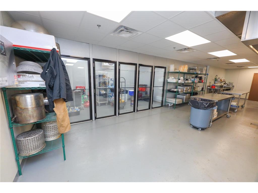 1213 Broadway Street Alexandria MN 56308 7005902 image30