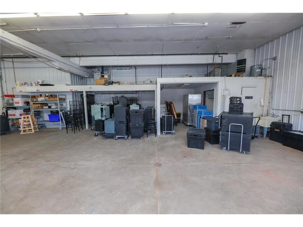 1213 Broadway Street Alexandria MN 56308 7005902 image40