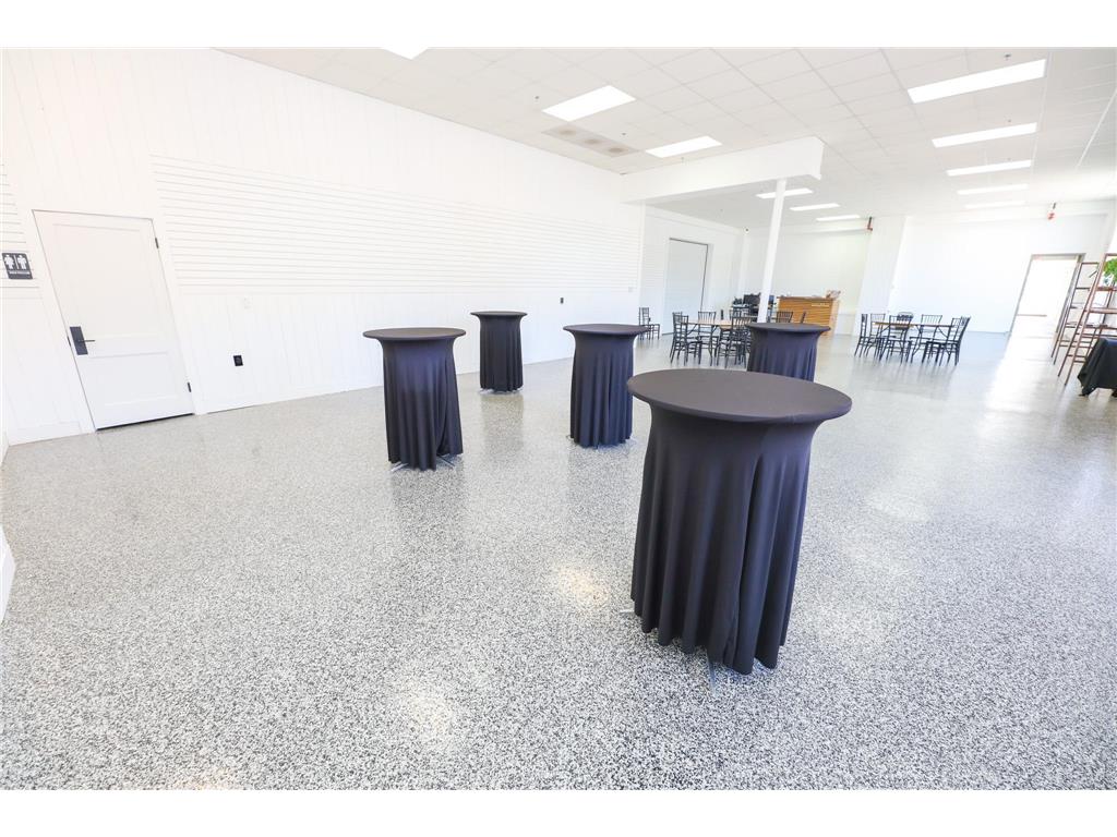 1213 Broadway Street Alexandria MN 56308 7005902 image9