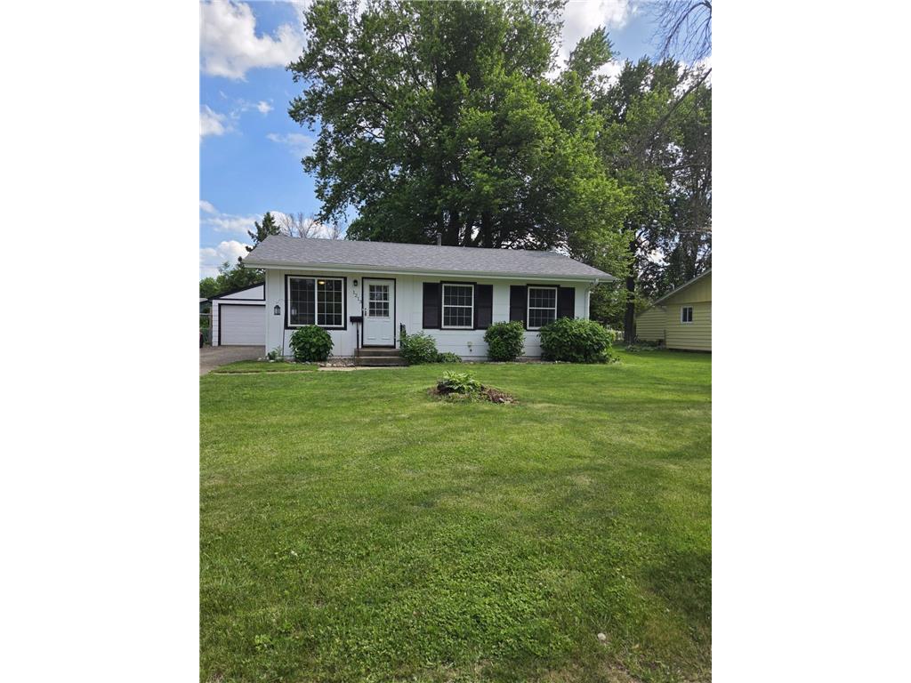 1213 Home Place Faribault MN 55021 7053983 image1