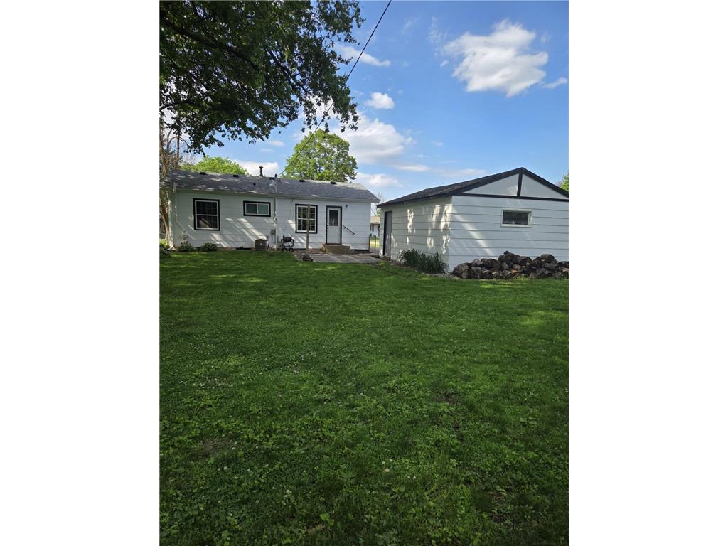 1213 Home Place Faribault MN 55021 7053983 image2