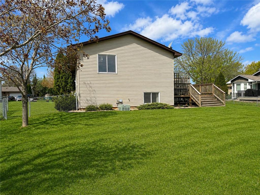 1213 Minnesota Street S Shakopee MN 55379 7066416 image12