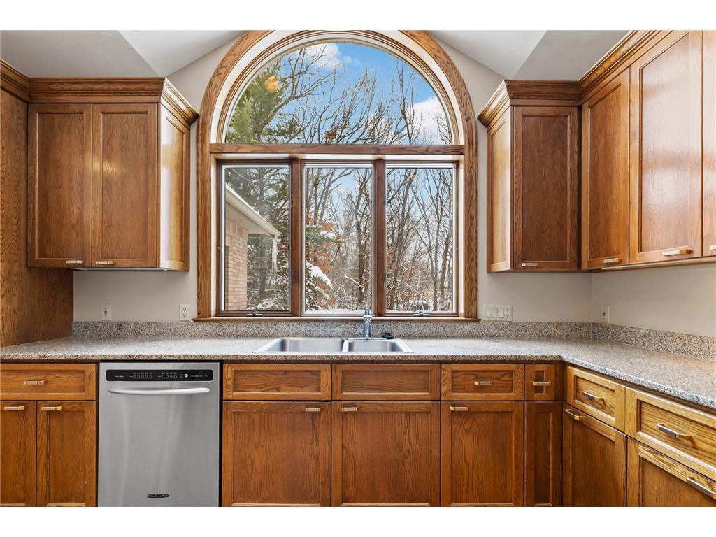 12137 Grandview Terrace Apple Valley MN 55124 7051237 image15