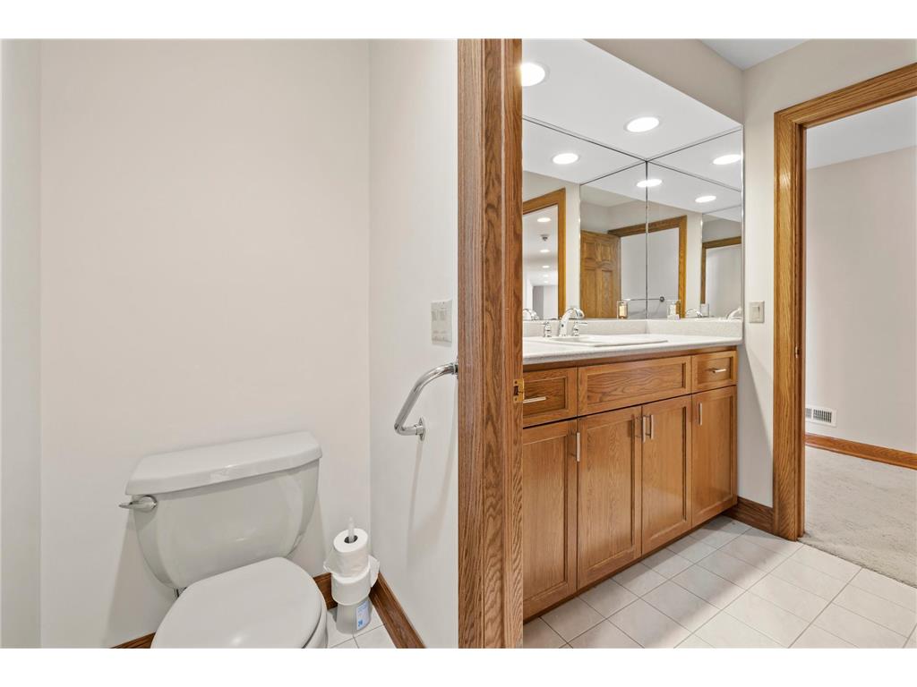 12137 Grandview Terrace Apple Valley MN 55124 7051237 image68
