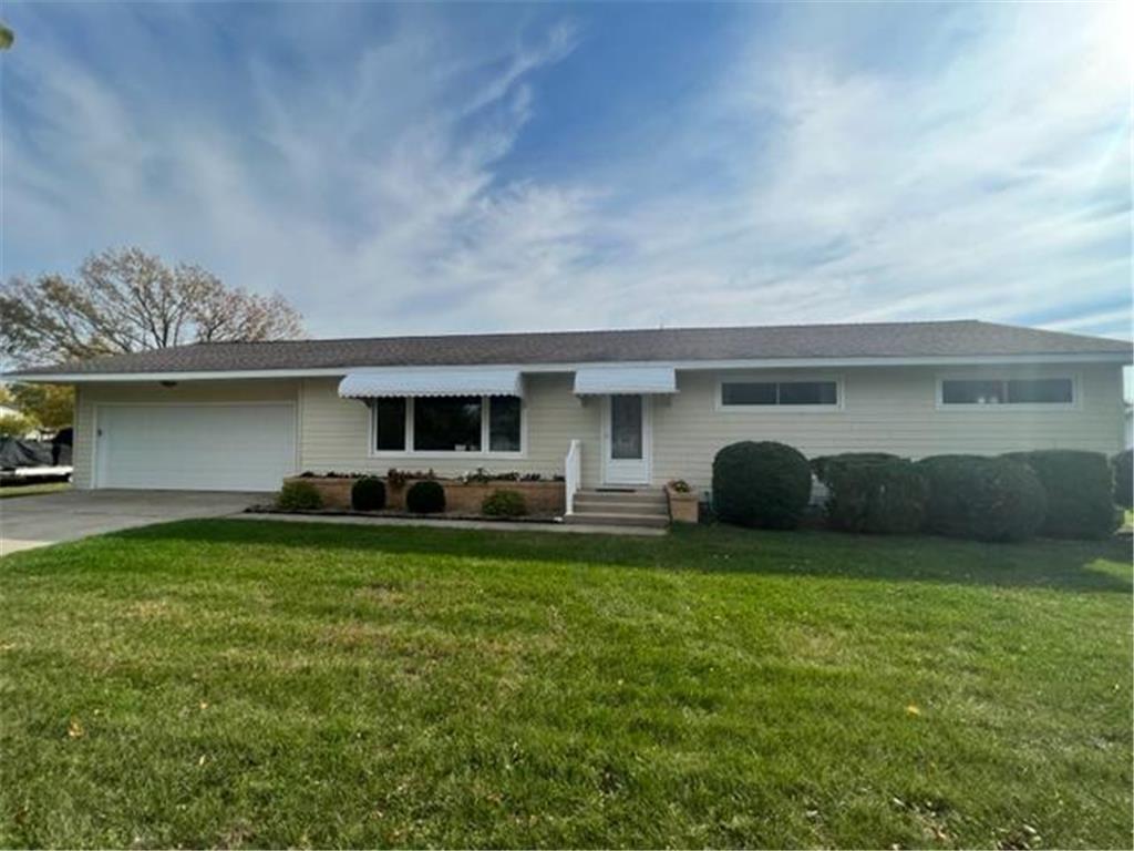 1214 10th Street SW Wadena MN 56482 6442950 image1
