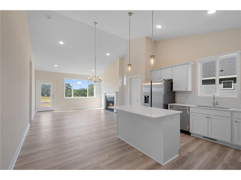 1214 Compton Avenue River Falls WI 54022 7000586 image12