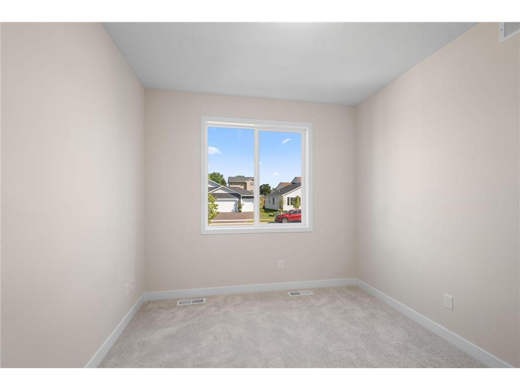 1214 Compton Avenue River Falls WI 54022 7000586 image6