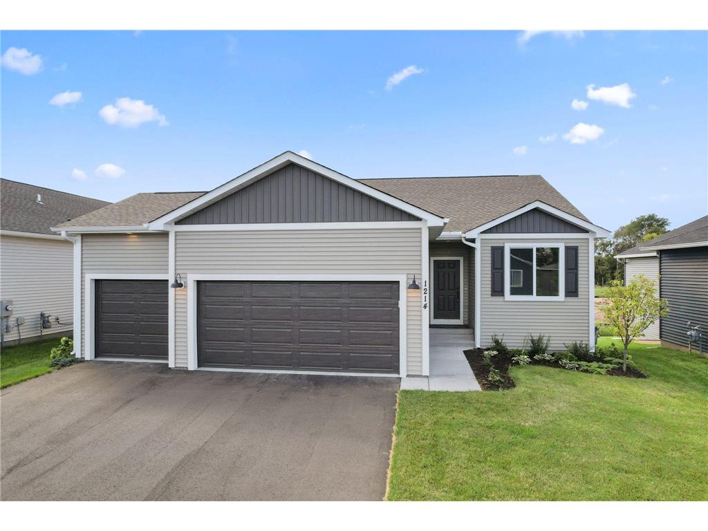 1214 Compton Avenue River Falls WI 54022 7015970 image1