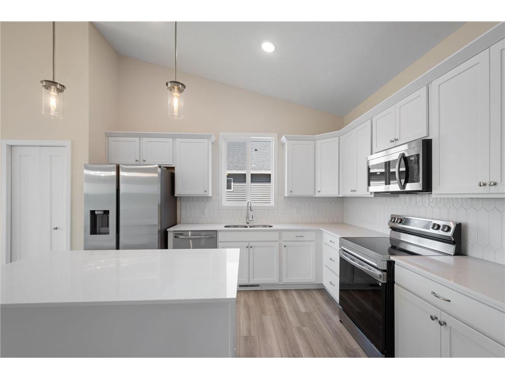 1214 Compton Avenue River Falls WI 54022 7015970 image11