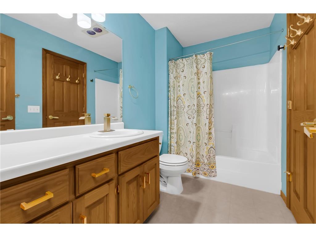 1214 Island Drive Forest Lake MN 55025 7064839 image16