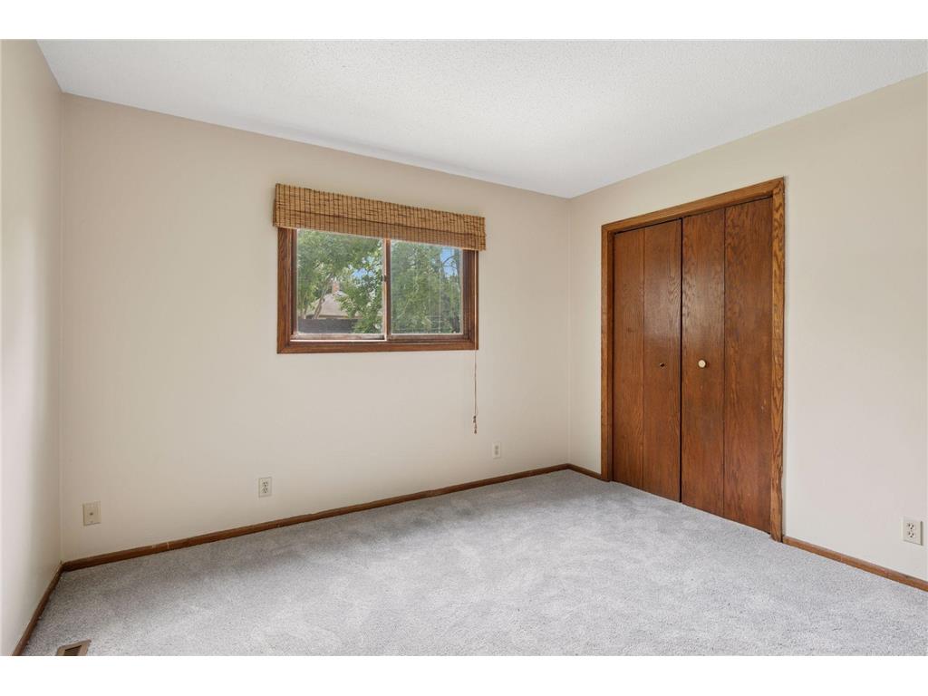 1214 Penn Avenue N Minneapolis MN 55411 7017973 image17