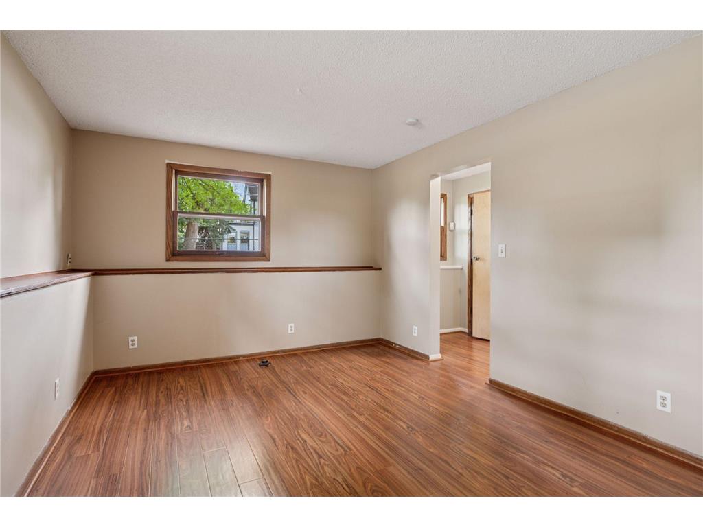 1214 Penn Avenue N Minneapolis MN 55411 7017973 image23