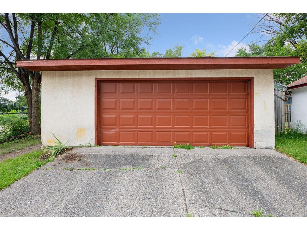 1214 Penn Avenue N Minneapolis MN 55411 7017973 image34