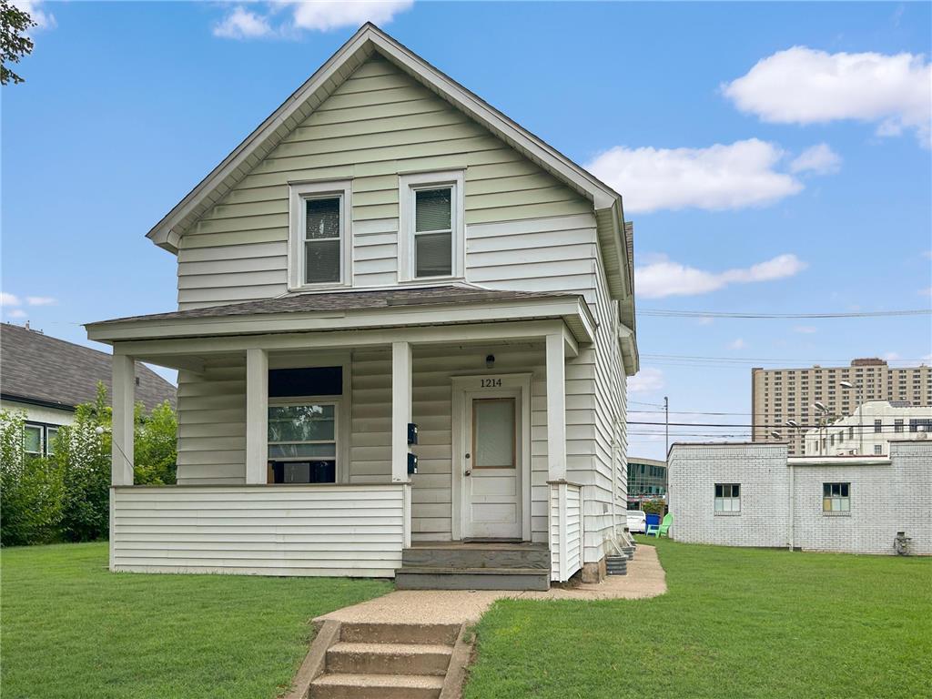 1214 Sherburne Avenue Saint Paul MN 55104 6821547 image1