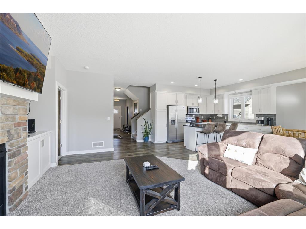 1214 Tikalsky Street SE New Prague MN 56071 7046600 image10