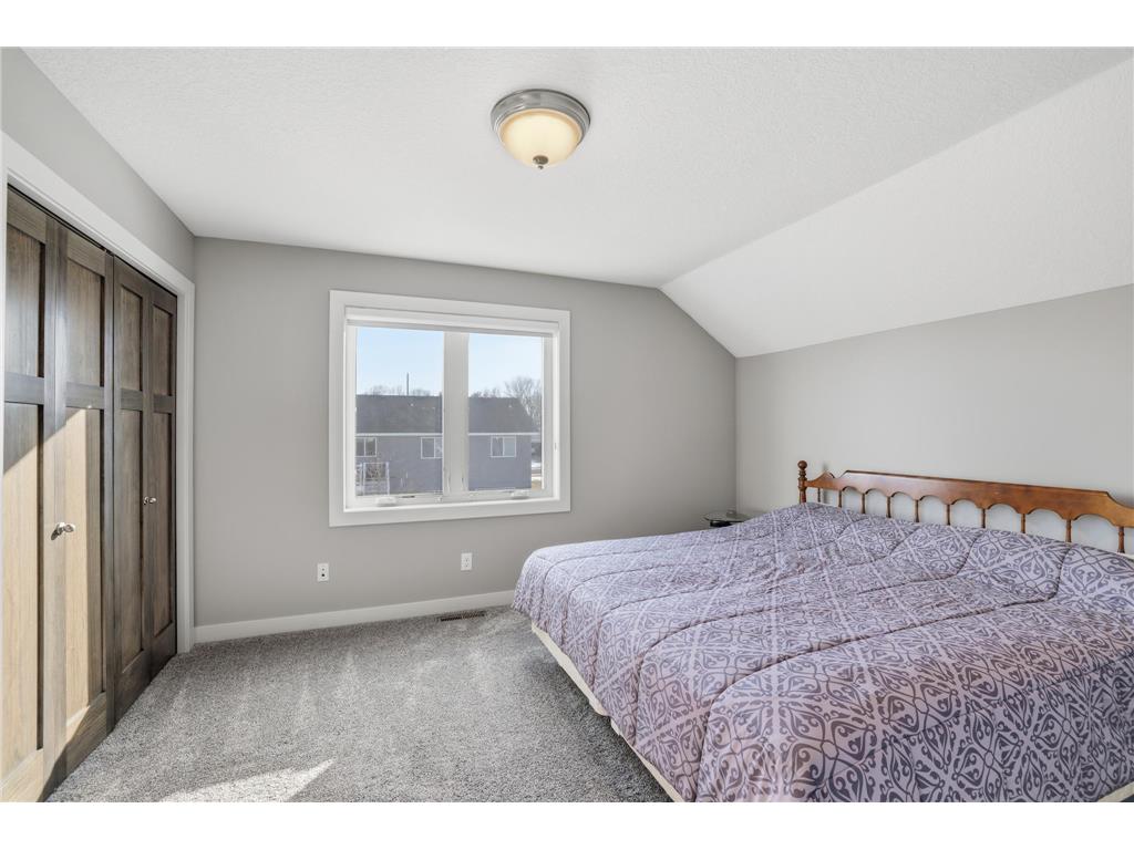 1214 Tikalsky Street SE New Prague MN 56071 7046600 image31