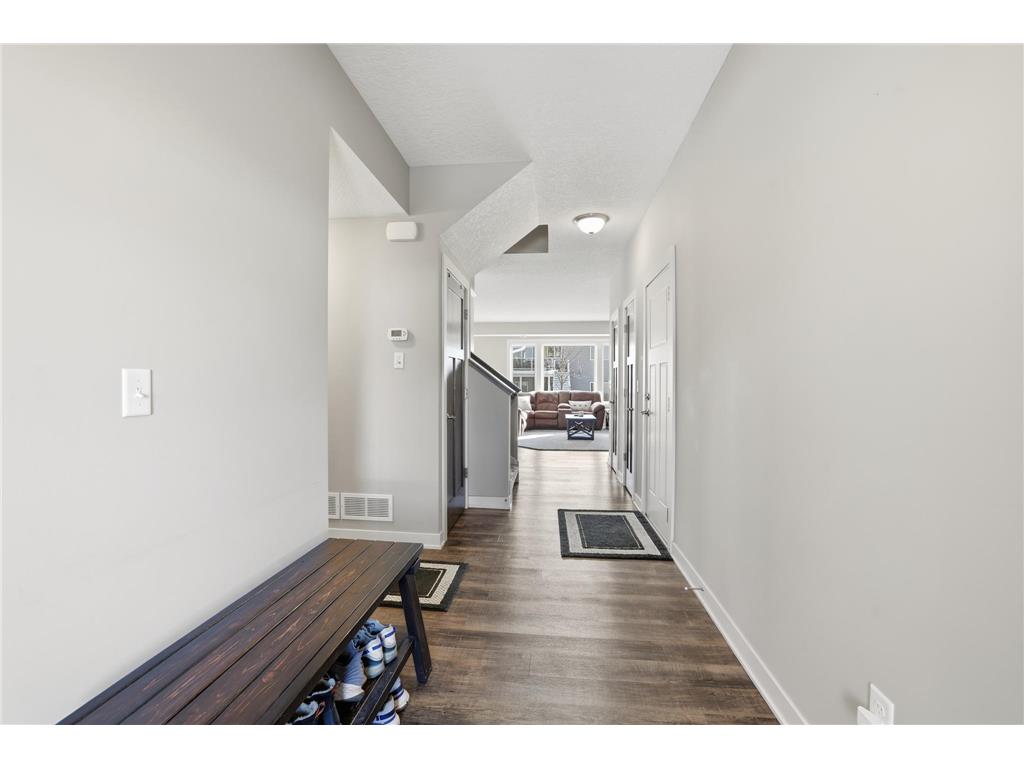 1214 Tikalsky Street SE New Prague MN 56071 7046600 image5