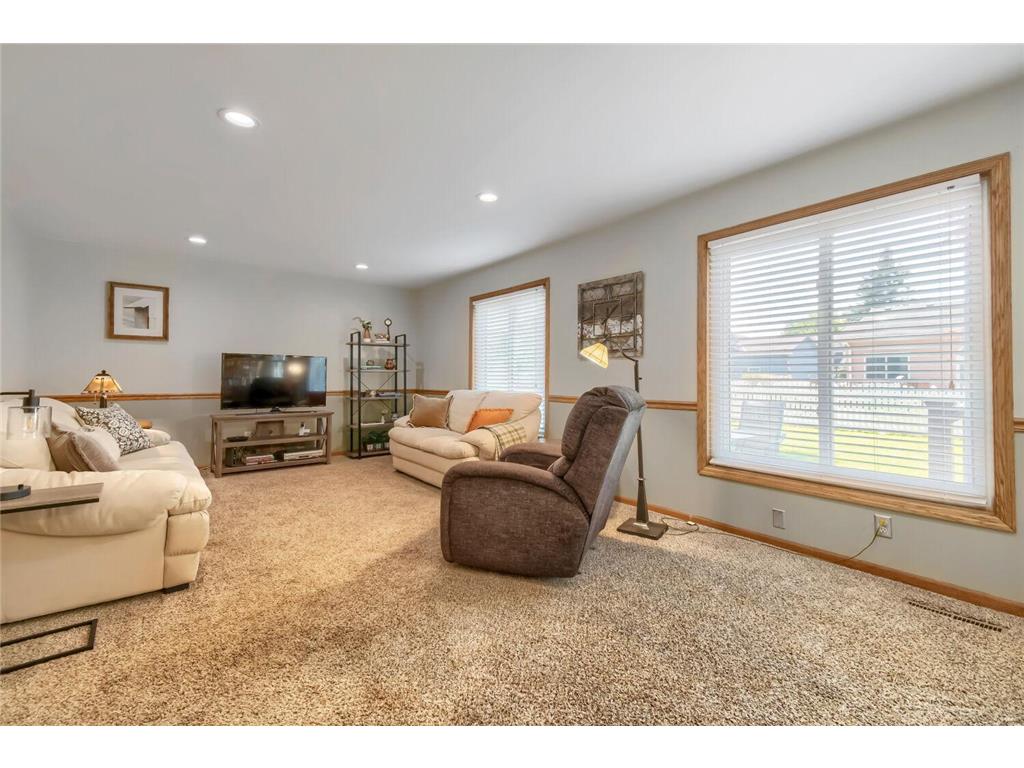 12146 Jonquil Street NW Coon Rapids MN 55433 7074991 image17