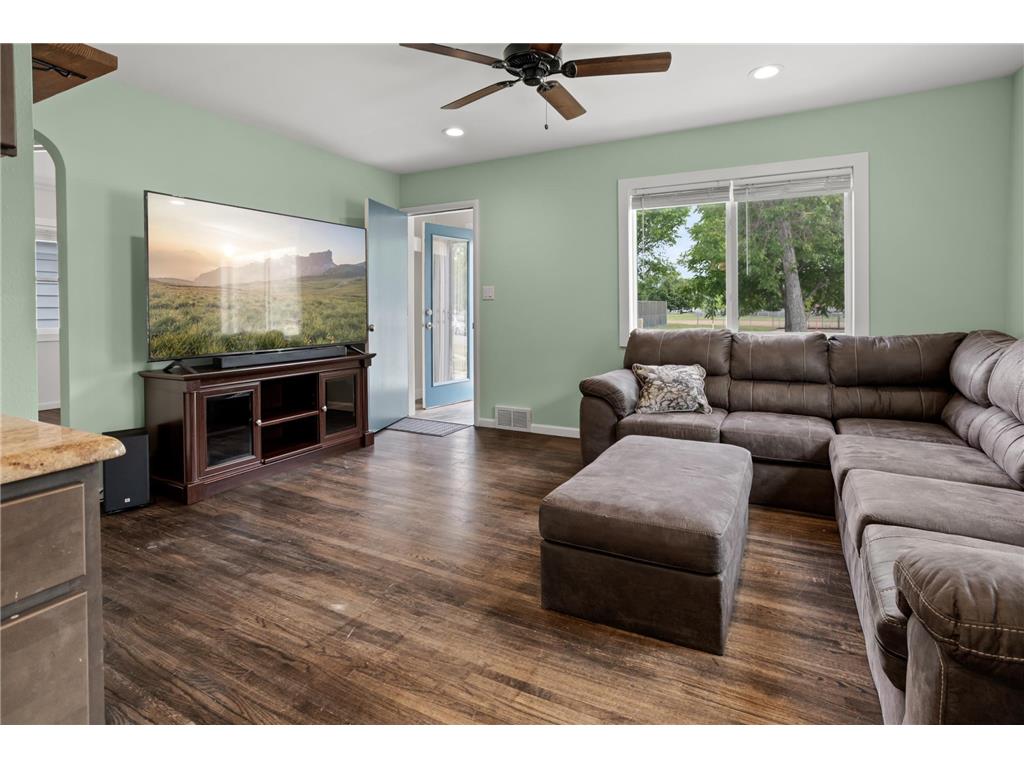 1215 13th Street N Moorhead MN 56560 7095612 image10