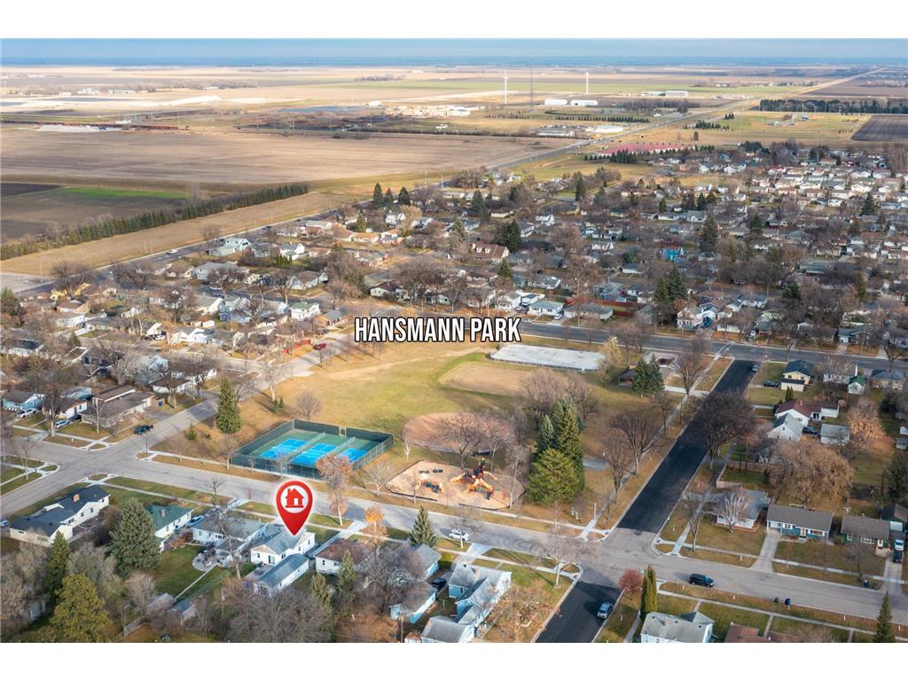 1215 13th Street N Moorhead MN 56560 7095612 image2
