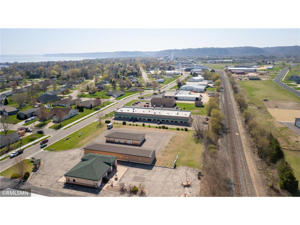 1215 N 7th Street Lake City MN 55041 6583958 image10