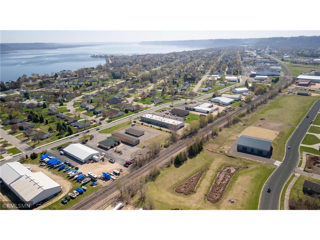 1215 N 7th Street Lake City MN 55041 6583958 image11