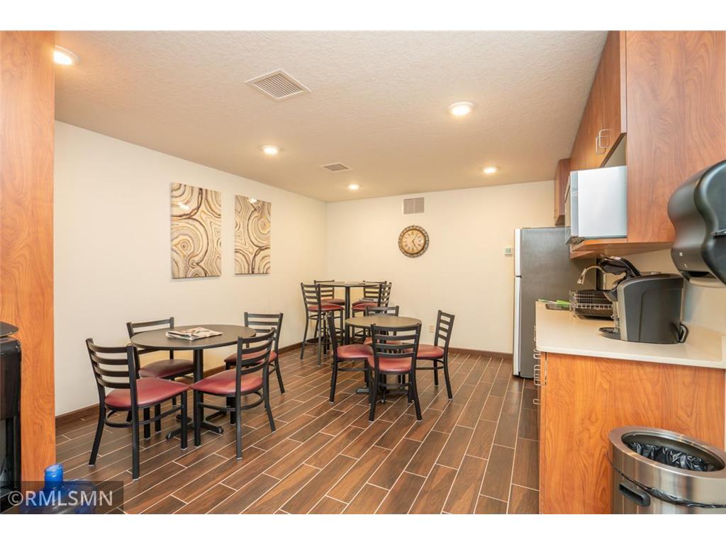 1215 N 7th Street Lake City MN 55041 6583958 image7