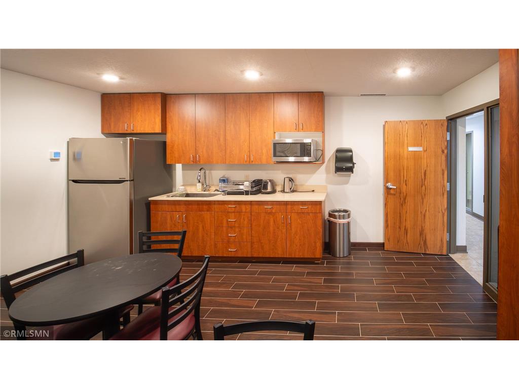 1215 N 7th Street Lake City MN 55041 6583958 image8