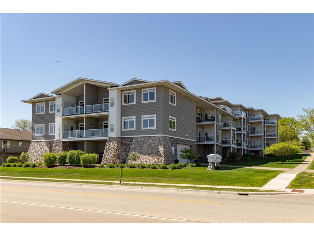 1215 N Lakeshore Drive #303 Lake City MN 55041 - PEPIN 7076150 image1