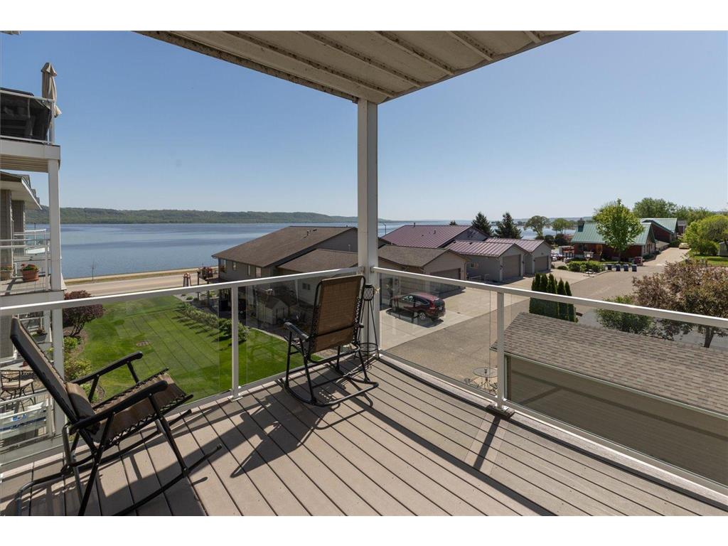 1215 N Lakeshore Drive #303 Lake City MN 55041 - PEPIN 7076150 image2