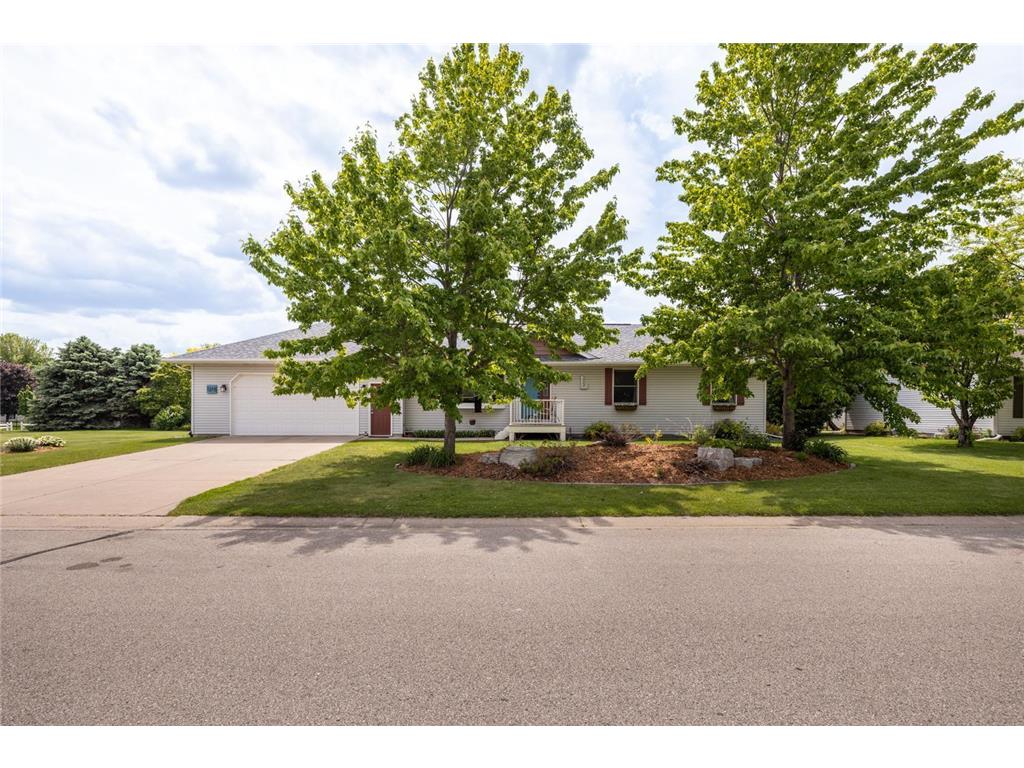 1215 N Oak Street Lake City MN 55041 6727768 image1