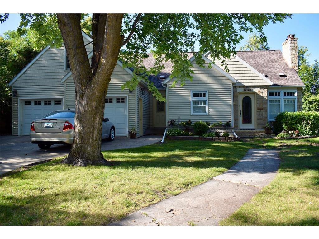 1215 Taft Street E Thief River Falls MN 56701 - Red Lake River 6401865 image1
