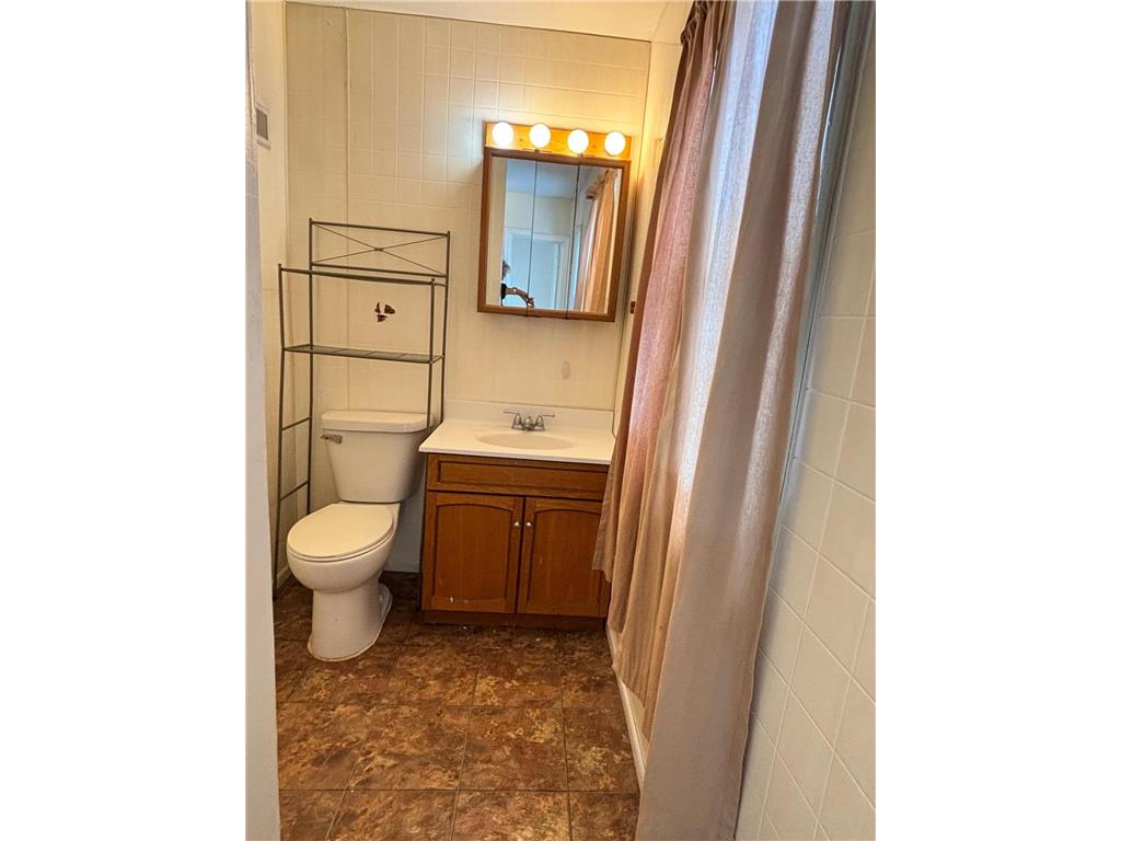 1215 Webster Street Fairmont MN 56031 7011102 image52