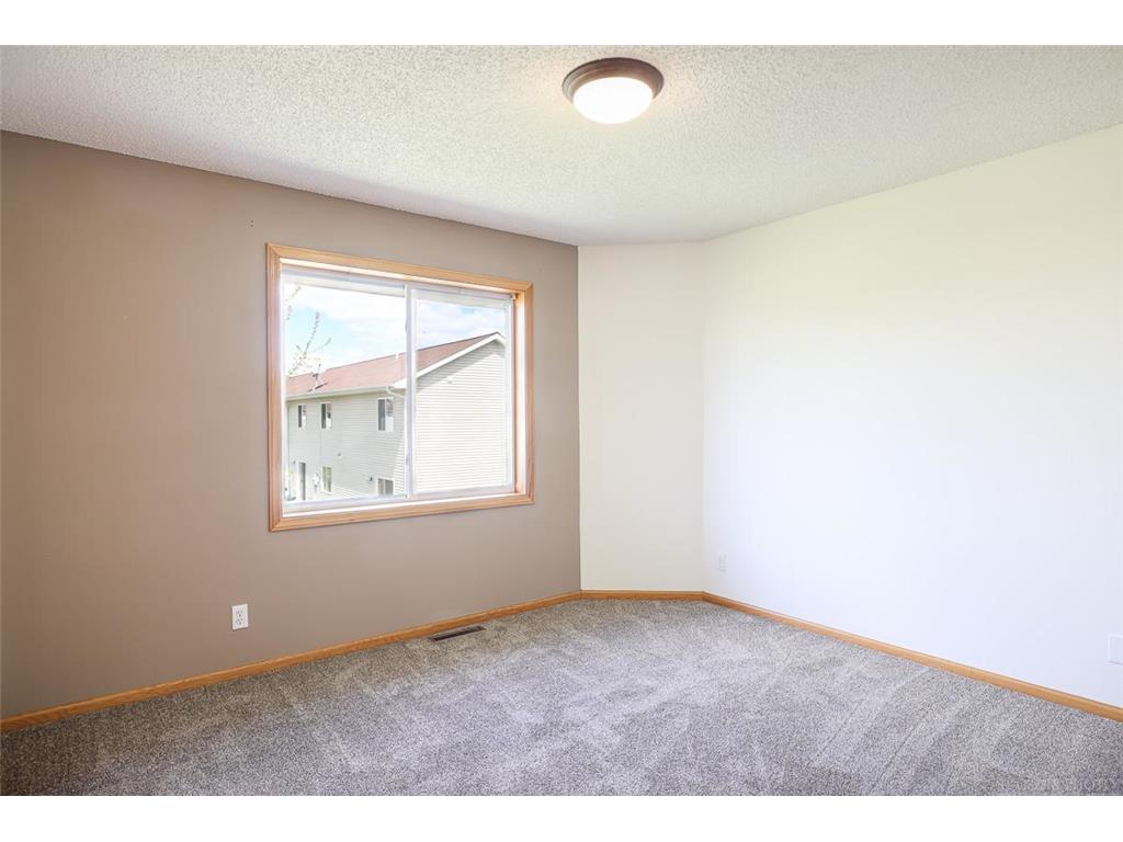 1215 West Edge Place New Richmond WI 54017 7067135 image10
