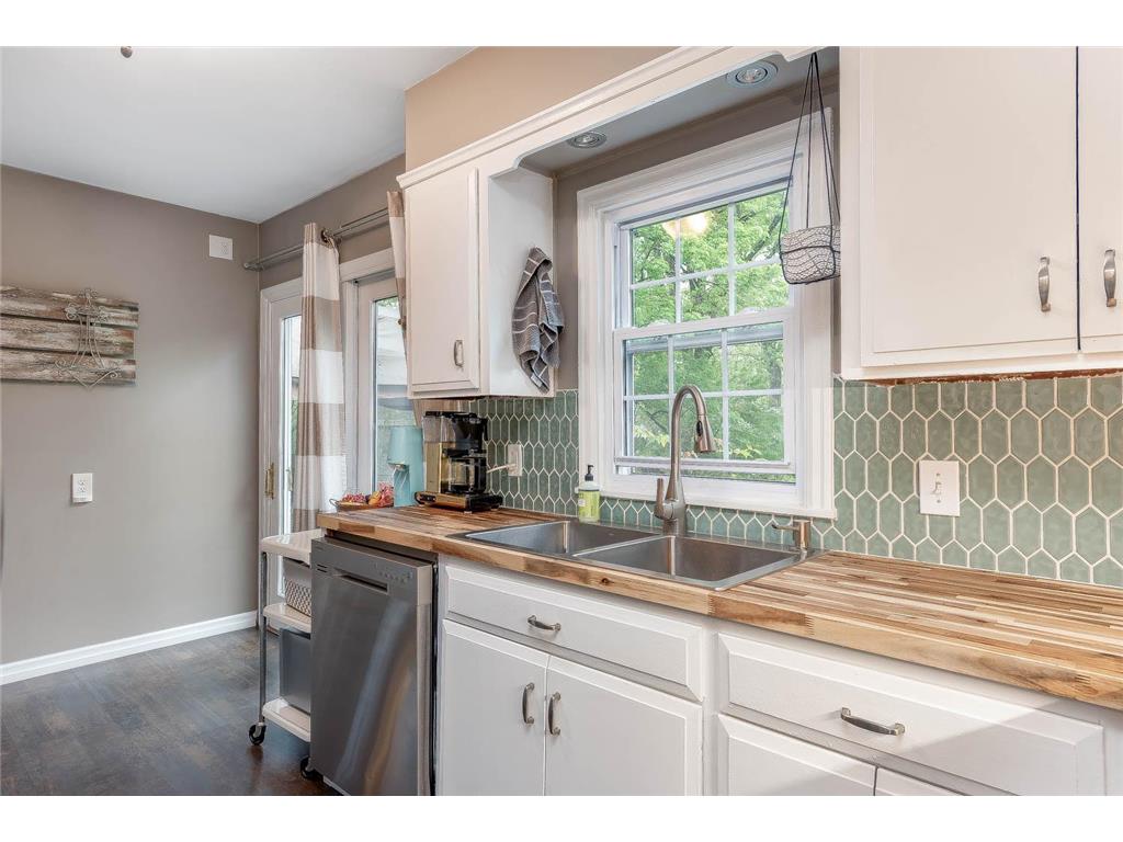 1215 Woodland Avenue Mankato MN 56001 7088773 image10