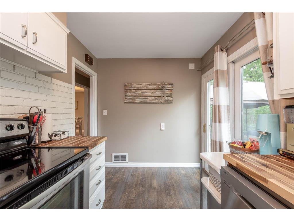 1215 Woodland Avenue Mankato MN 56001 7088773 image11