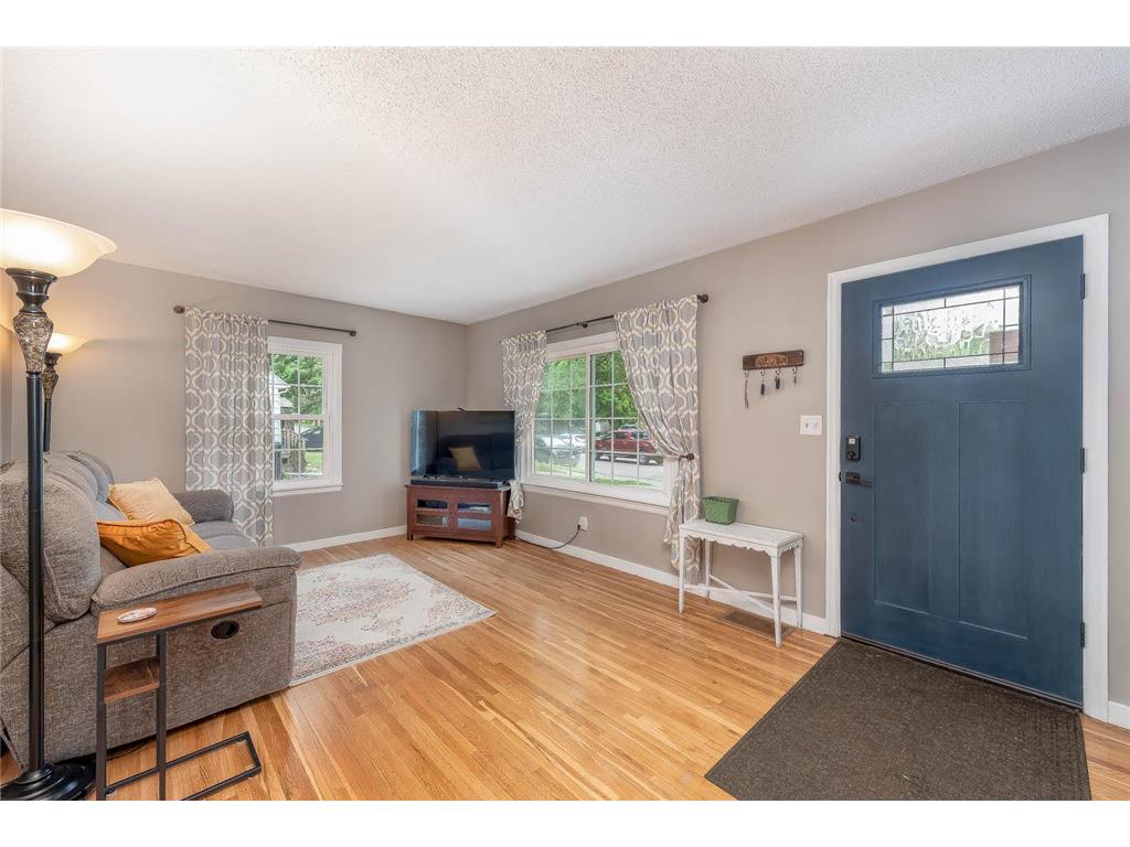 1215 Woodland Avenue Mankato MN 56001 7088773 image3