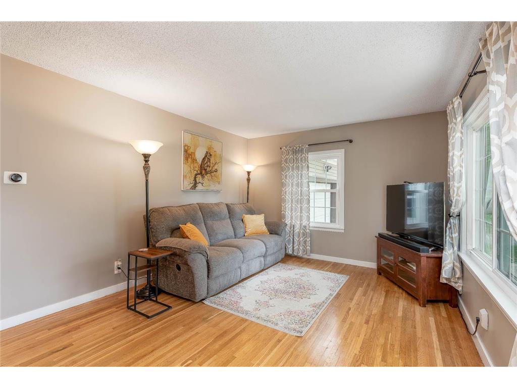 1215 Woodland Avenue Mankato MN 56001 7088773 image4
