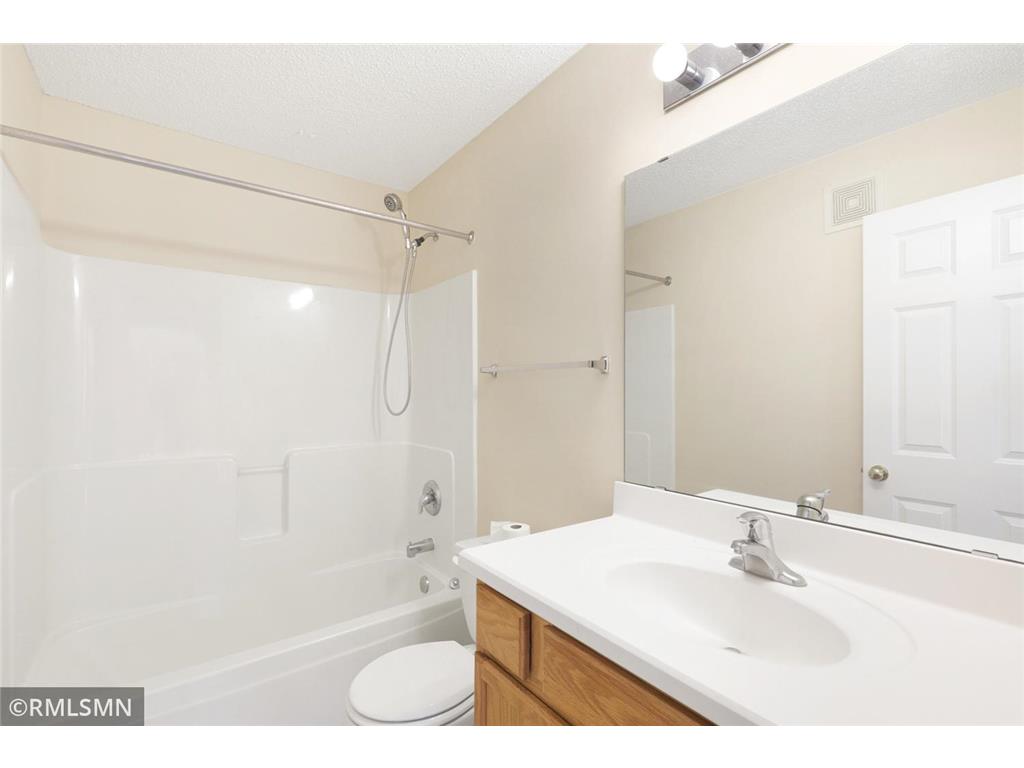 12155 Vermillion Street NE #H Blaine MN 55449 7090214 image18