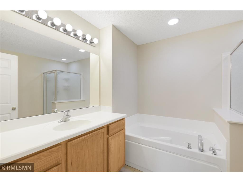 12155 Vermillion Street NE #H Blaine MN 55449 7090214 image23