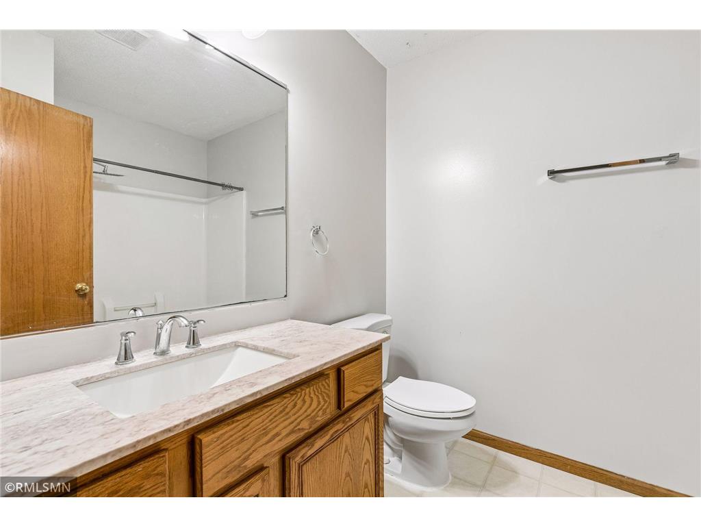 1216 Cuylle Bay Faribault MN 55021 7094156 image14