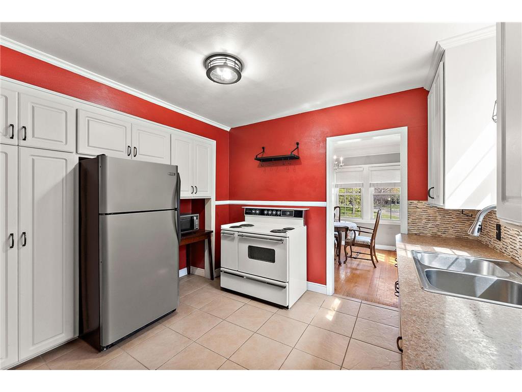 1216 Jessamine Avenue E Saint Paul MN 55106 7068011 image11